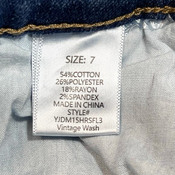 Fashion Nova Jeans Size 7 Gemma Sculpting Stretch Flare Wash Distressed Blue New - Picture 13 of 13